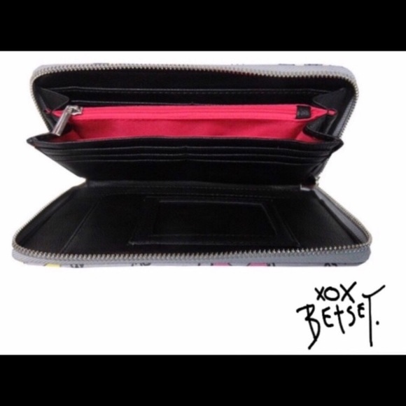 Betsey Johnson Black Puppy Dog Purse & Wallet Set - Picture 8 of 8